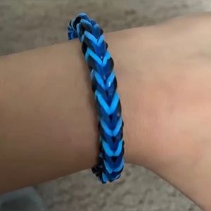 Loom bracelet